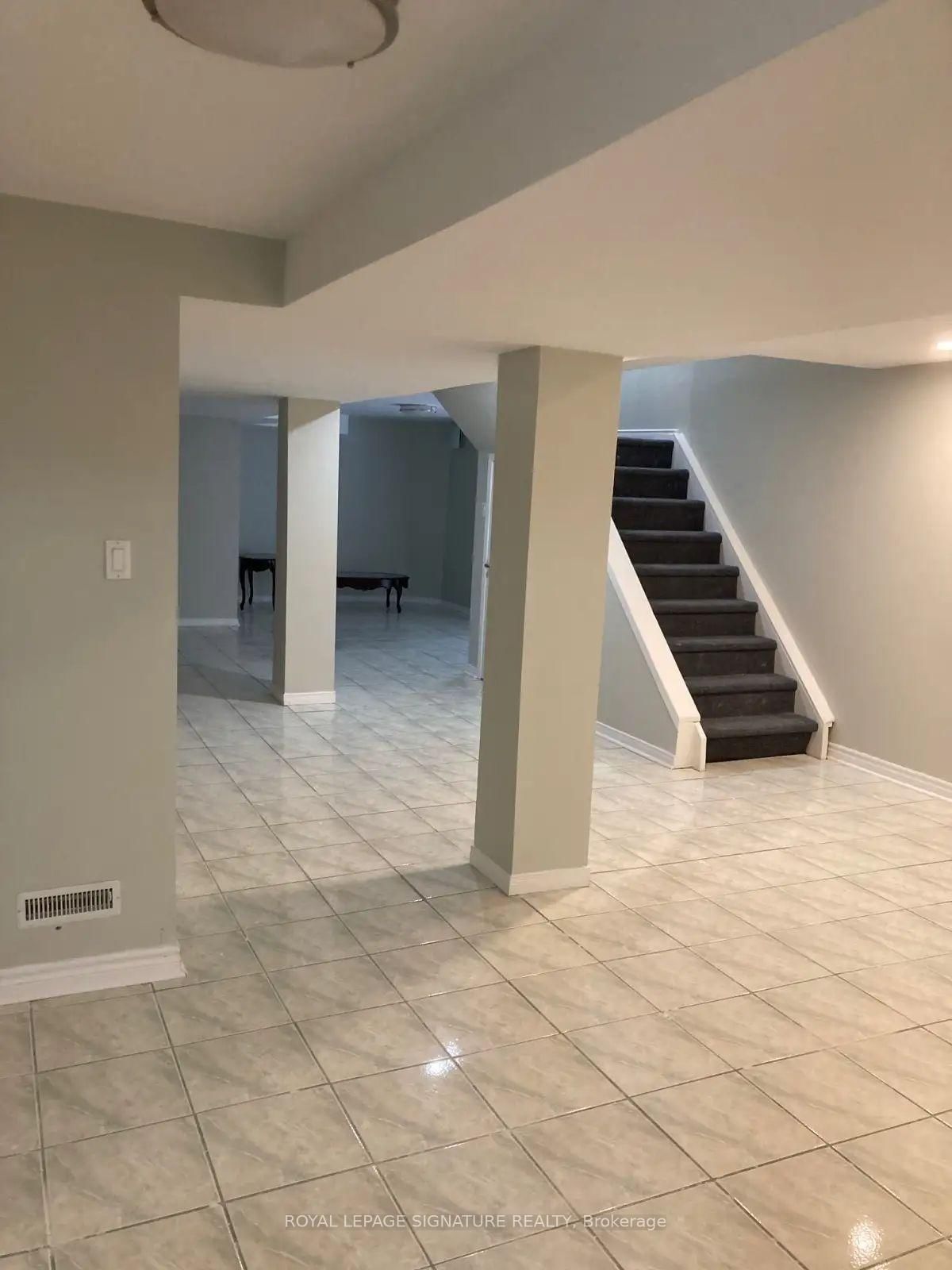 154 Fifefield Drive, Unit Basement - Photo 2