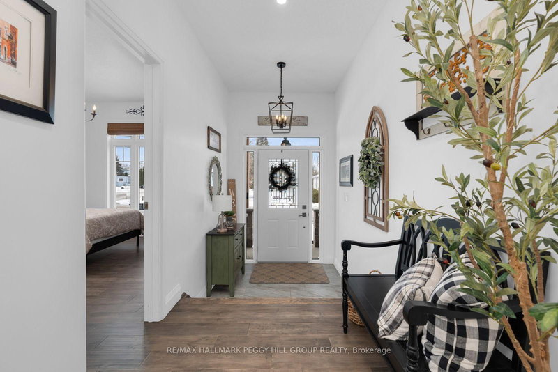 2967 Earl St, Innisfil, L9S 3E2 | Image 3