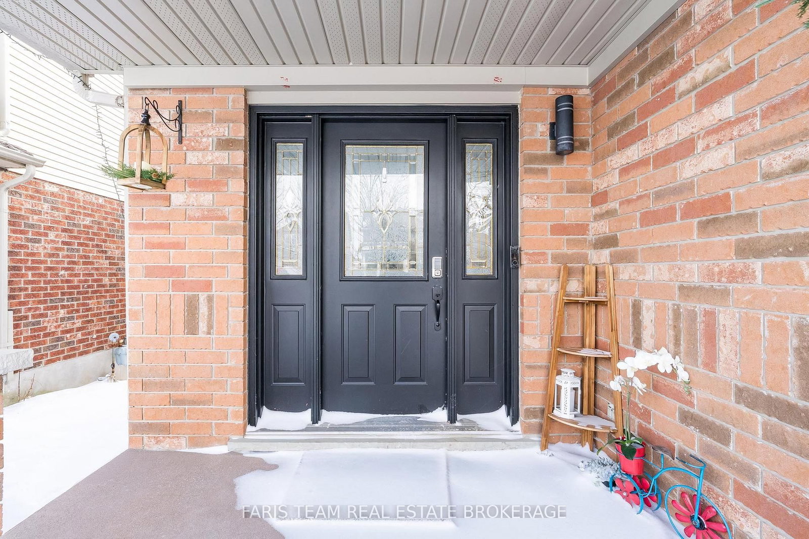 Detached House for sale at 81 Wallace Street, New Tecumseth, Ontario, L9R 2G6 - Alliston - MLS: N12903894