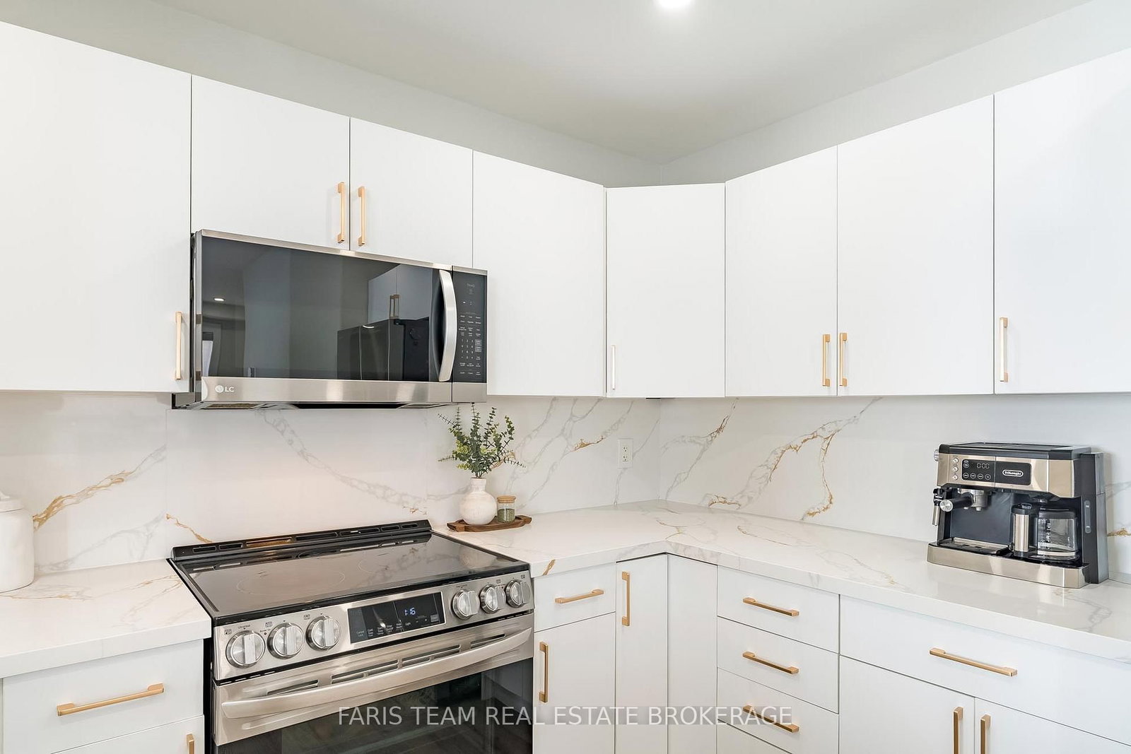 Detached House for sale at 81 Wallace Street, New Tecumseth, Ontario, L9R 2G6 - Alliston - MLS: N12903894