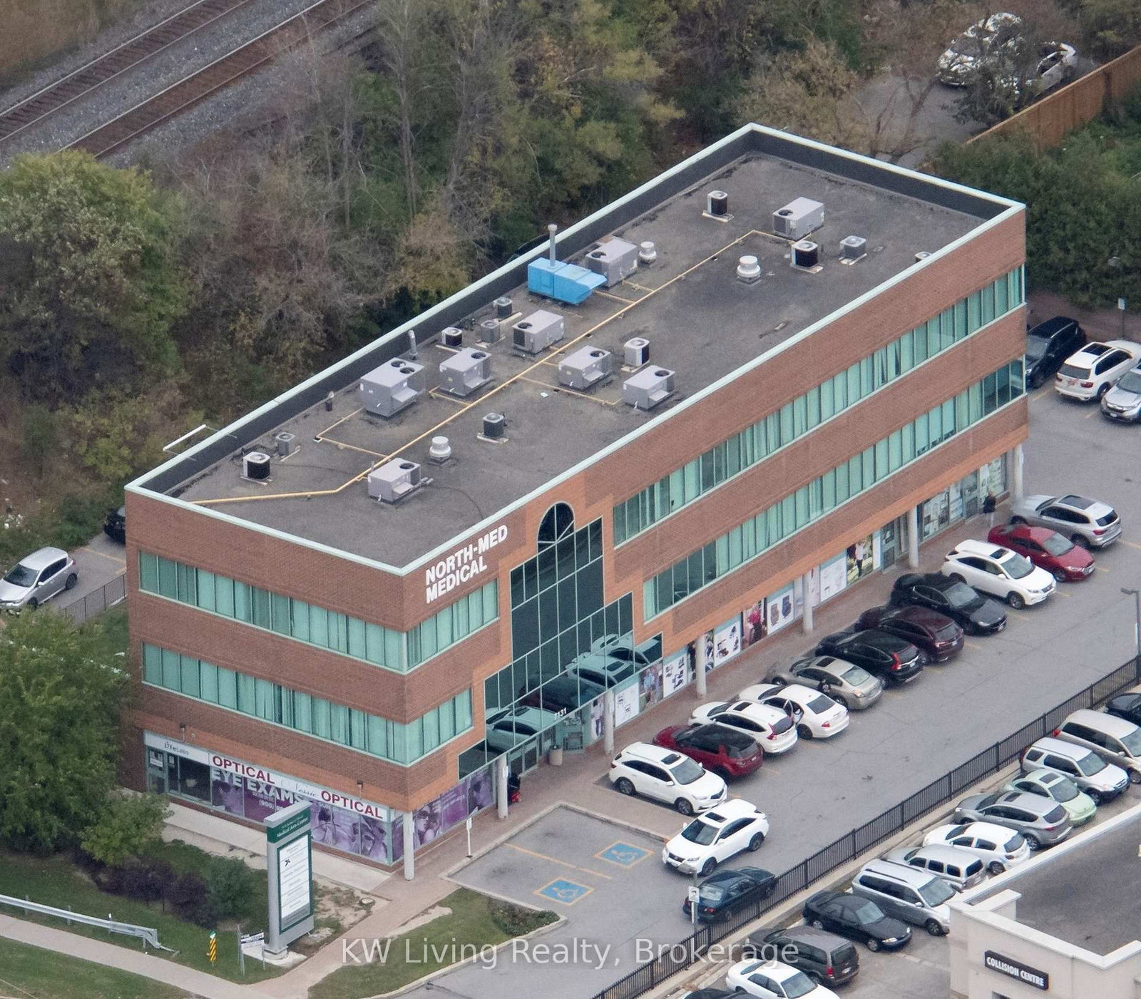 7131 Bathurst Street, Unit 203