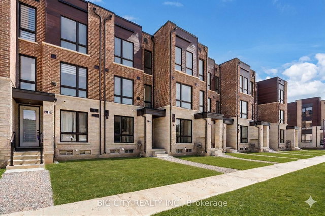 101 Stauffer Crescent