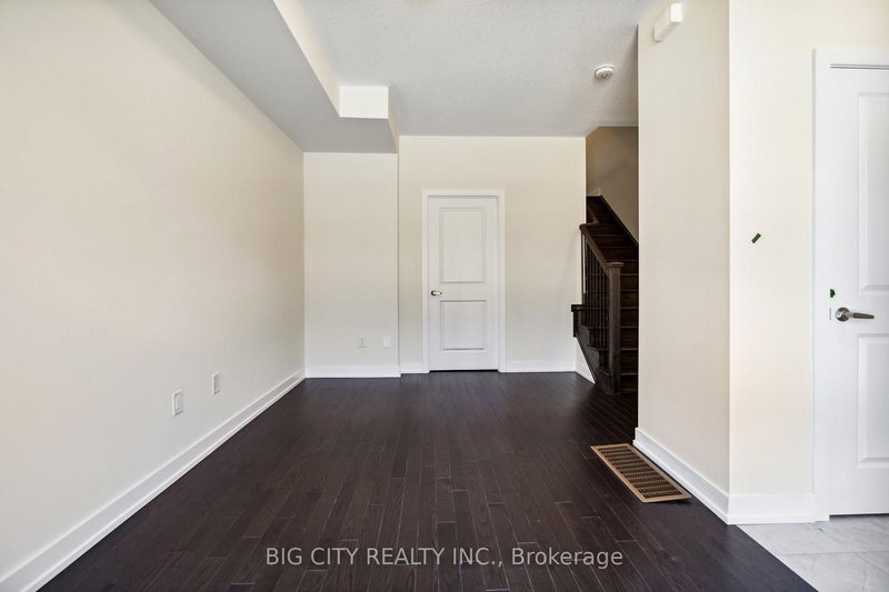 101 Stauffer Cres, Markham, L6B 1R1 | Image 2