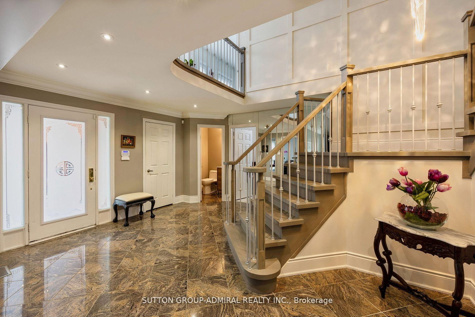 Detached House for sale at 1 Regent Street, Richmond Hill, Ontario, L4C 9A9 - Mill Pond - MLS: N12904302