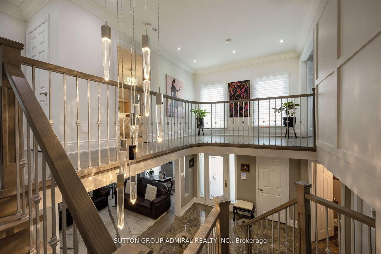 Detached House for sale at 1 Regent Street, Richmond Hill, Ontario, L4C 9A9 - Mill Pond - MLS: N12904302