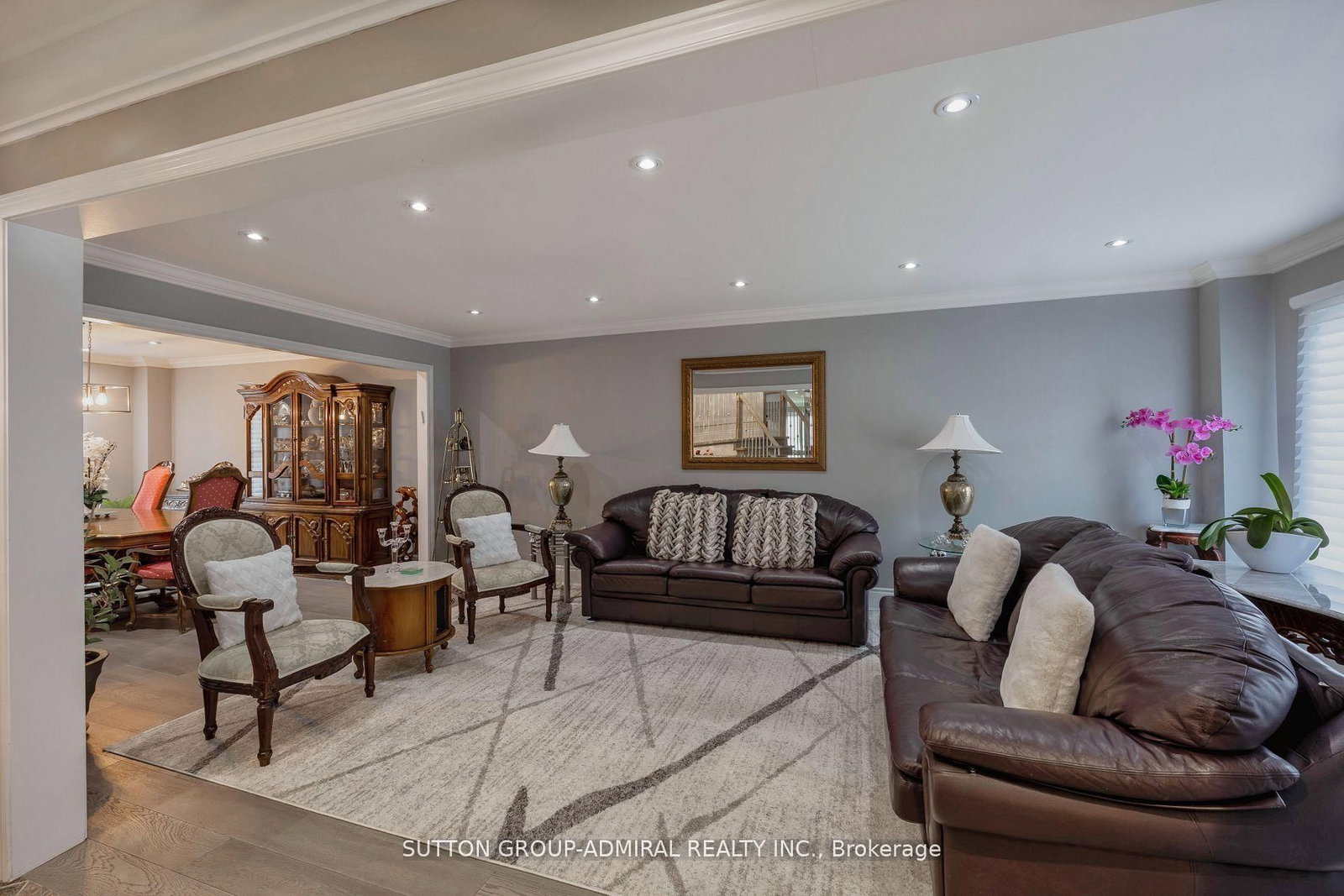 Detached House for sale at 1 Regent Street, Richmond Hill, Ontario, L4C 9A9 - Mill Pond - MLS: N12904302