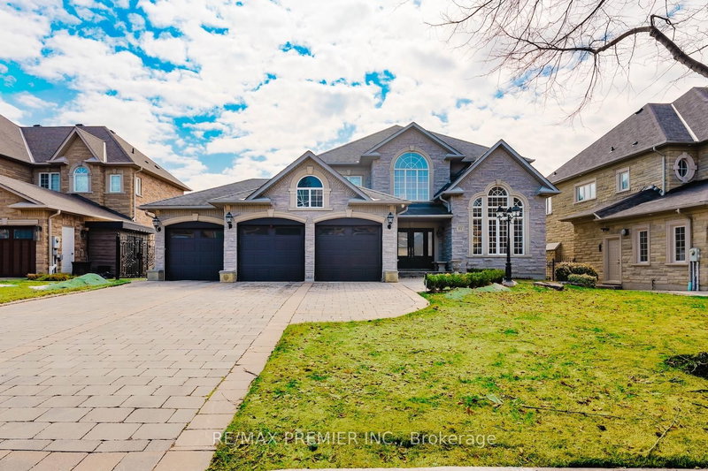 85 Gregory Scott Dr, Vaughan, L4H 1K7 | Image 2