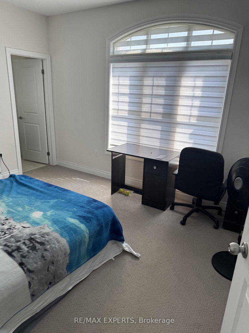 2 Gold Creek St, Vaughan, L4H 4R1 | Image 3