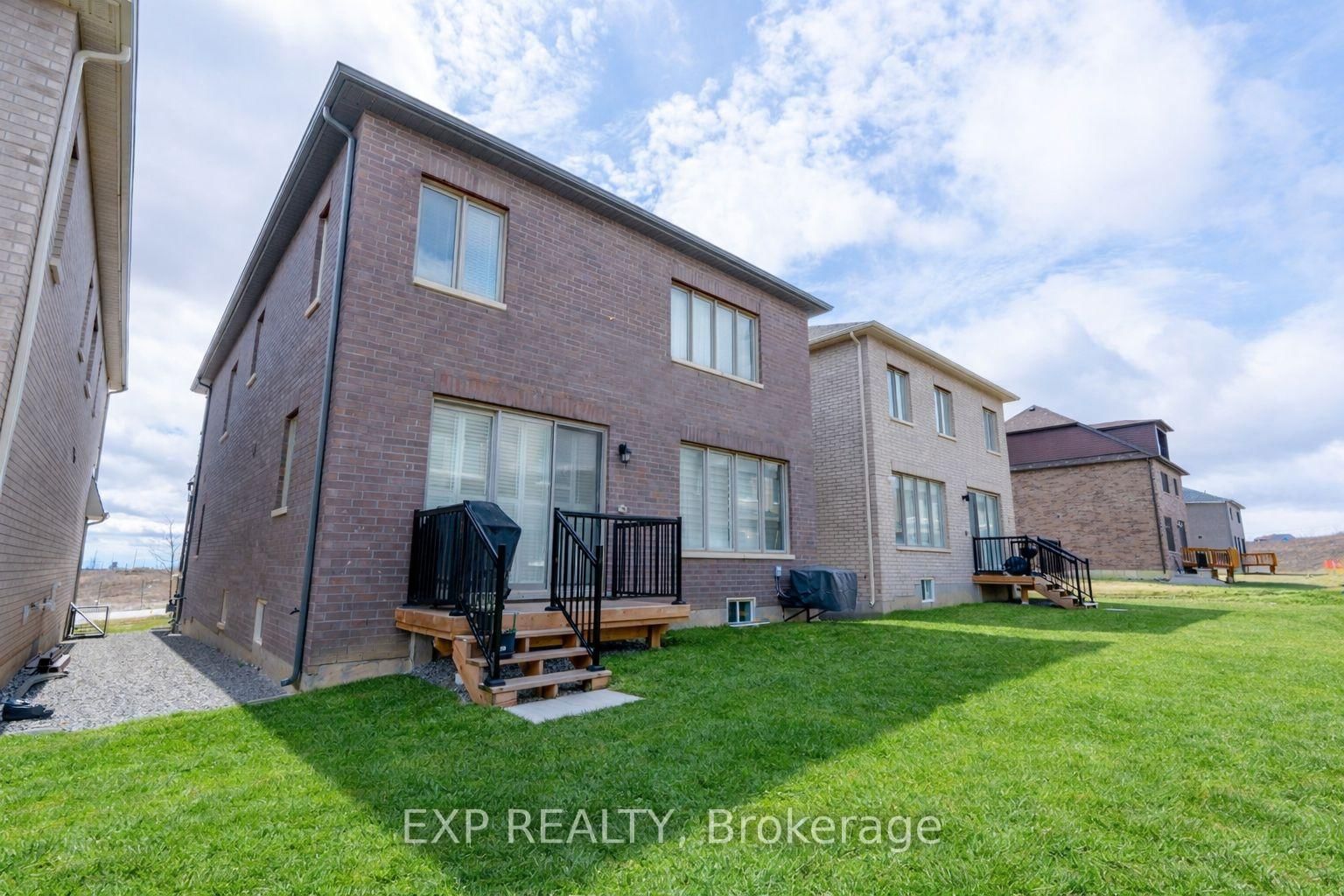 Detached House for sale at 14 Longworth Avenue, Richmond Hill, Ontario, L4E 1J1 - Rural Richmond Hill - MLS: N12907588