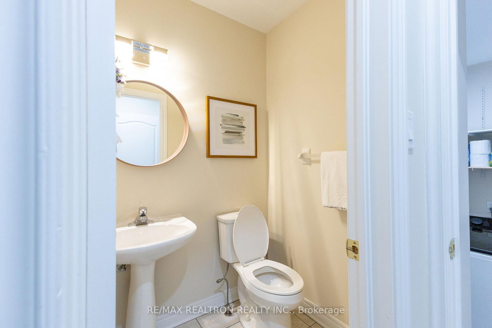 Detached House for sale at 42 Linda Margaret Crescent, Richmond Hill, Ontario, L4S 2B6 - Devonsleigh - MLS: N12907876