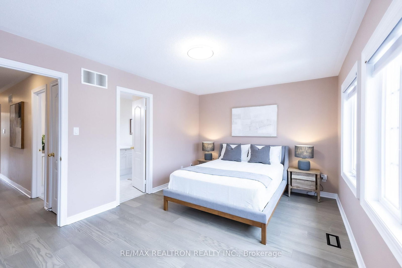 Detached House for sale at 42 Linda Margaret Crescent, Richmond Hill, Ontario, L4S 2B6 - Devonsleigh - MLS: N12907876