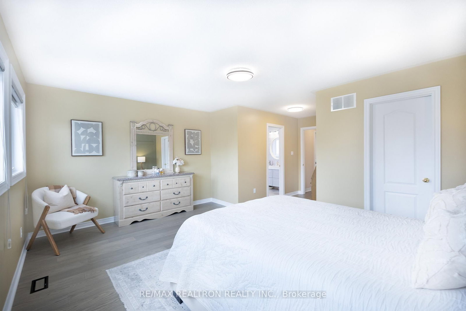 Detached House for sale at 42 Linda Margaret Crescent, Richmond Hill, Ontario, L4S 2B6 - Devonsleigh - MLS: N12907876