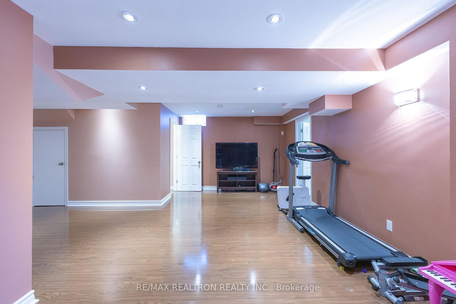 Detached House for sale at 42 Linda Margaret Crescent, Richmond Hill, Ontario, L4S 2B6 - Devonsleigh - MLS: N12907876