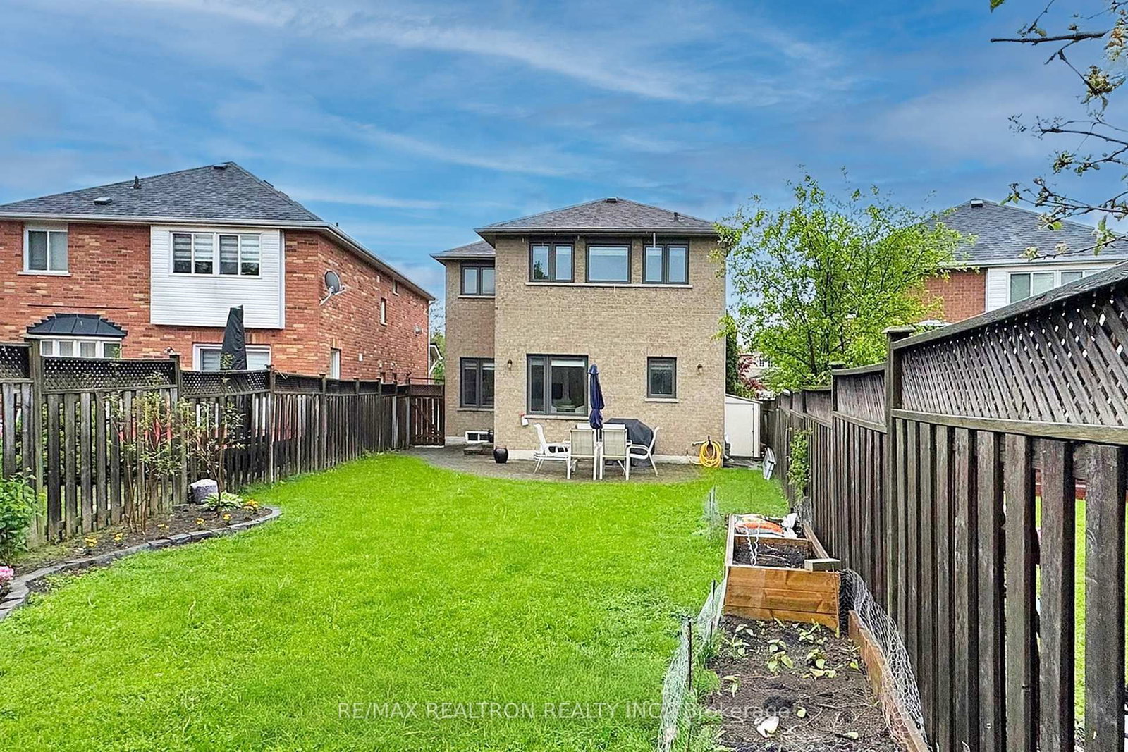 Detached House for sale at 42 Linda Margaret Crescent, Richmond Hill, Ontario, L4S 2B6 - Devonsleigh - MLS: N12907876