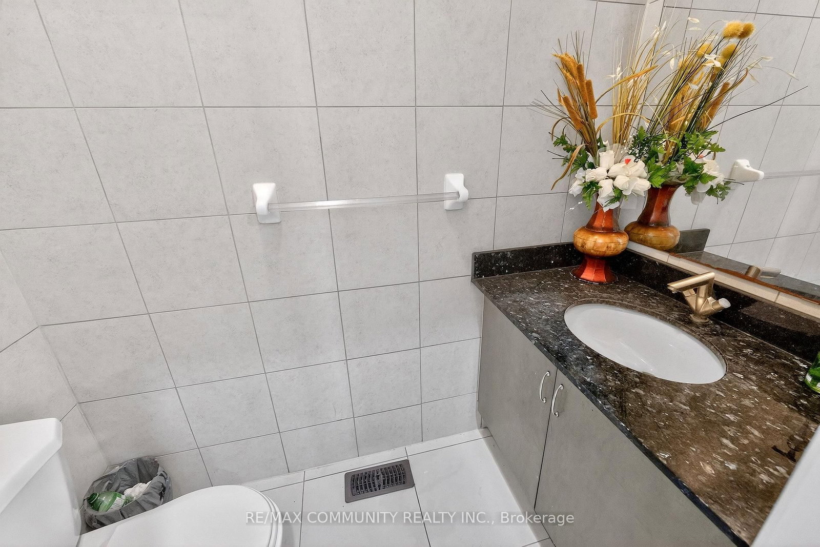 Detached House for sale at 21 Berger Avenue, Markham, Ontario, L6B 0B6 - Box Grove - MLS: N12908044