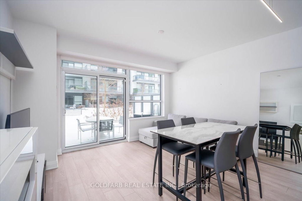B112 - 271 Sea Ray Avenue 4