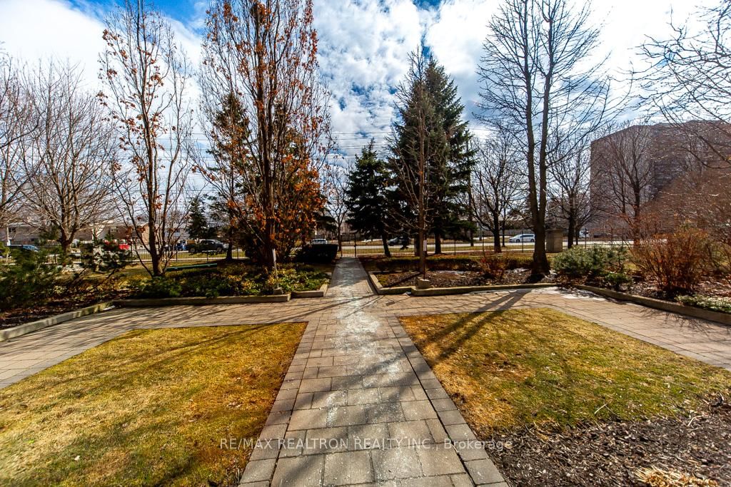 5 Emerald Lane • #306 • Vaughan, ON photo 42
