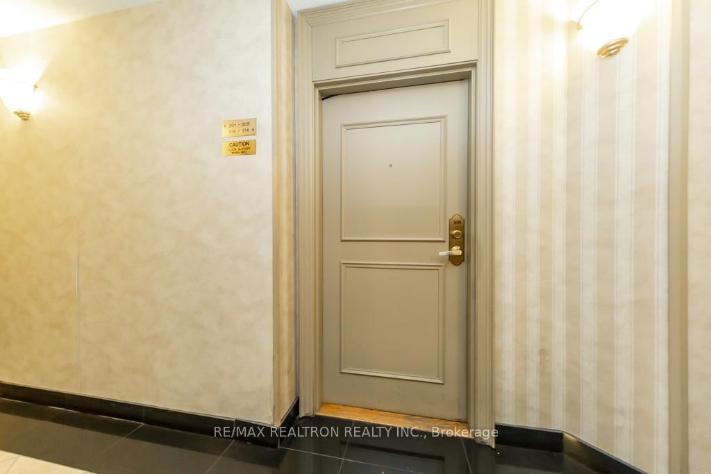 5 Emerald Lane • #306 • Vaughan, ON photo 8