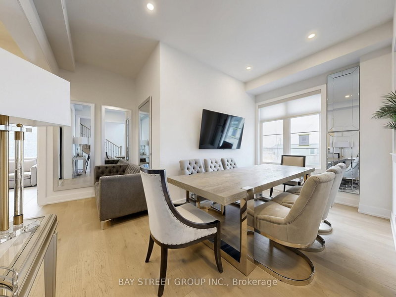 88 Harvey Bunker Cres, Markham, L6C 2A5 | Image 2