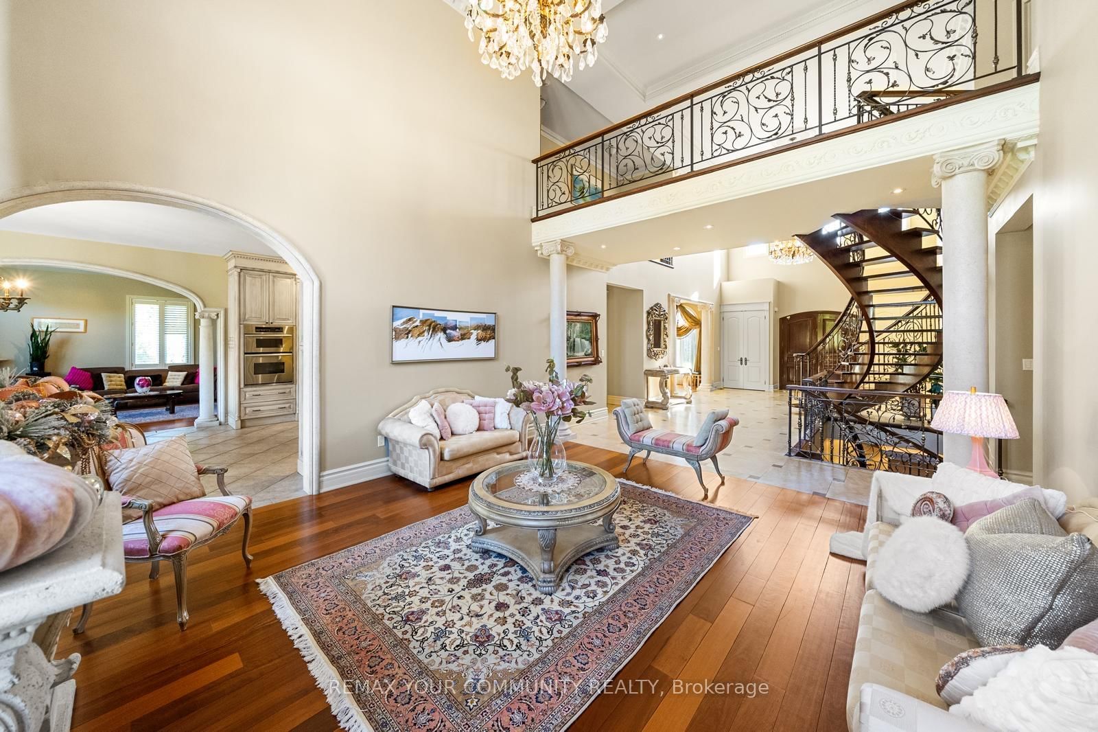 Listing Image 7