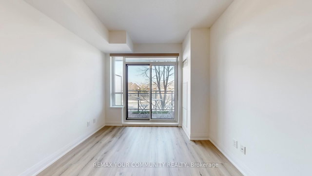 212 - 95 North Park Road
