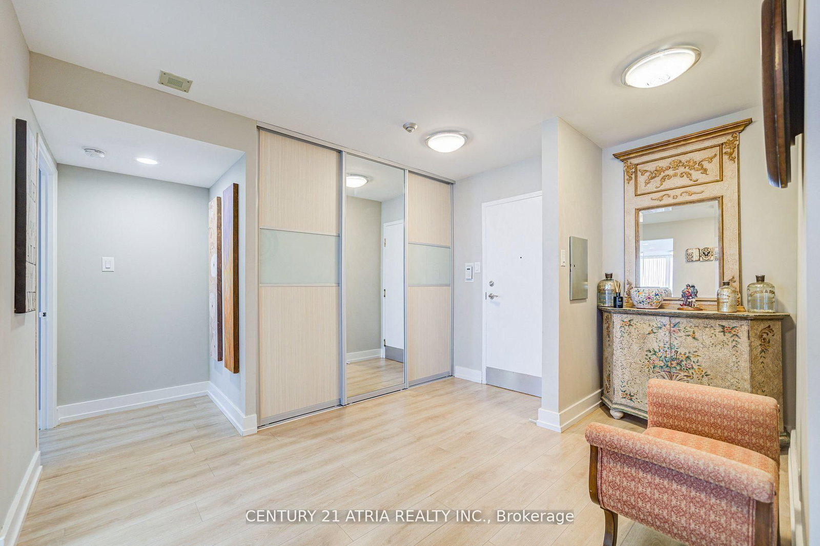 120 Promenade Circle • #909 • Vaughan, ON photo 12