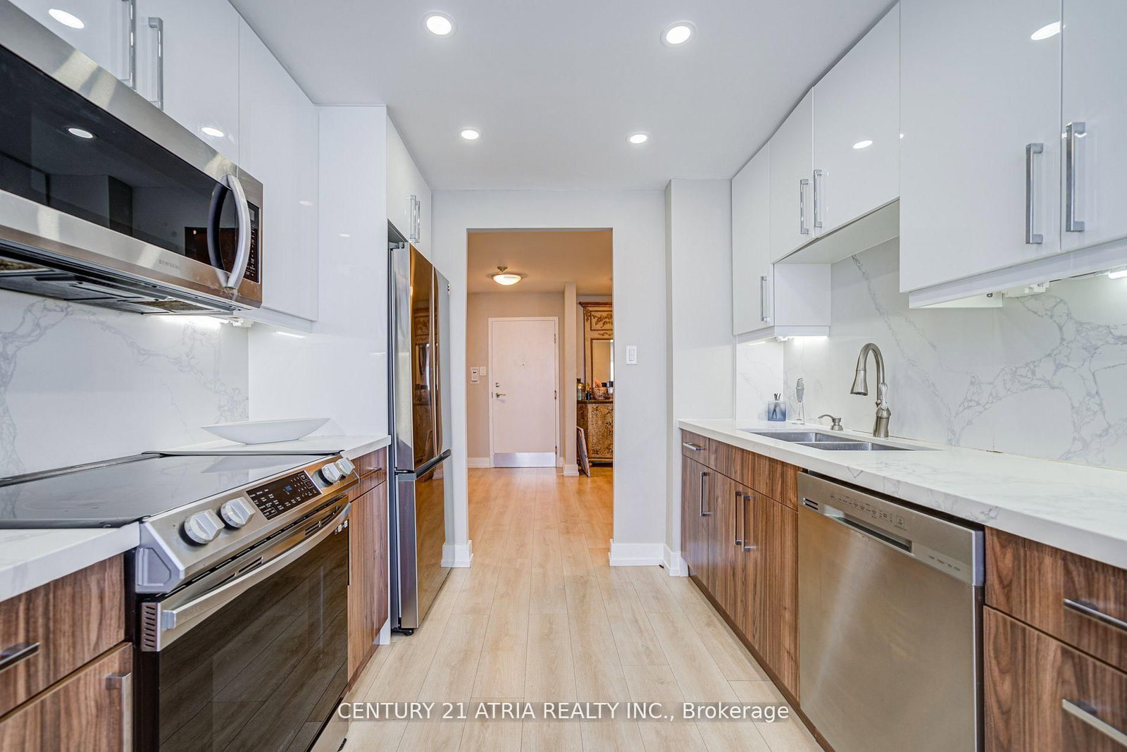 120 Promenade Circle • #909 • Vaughan, ON photo 24