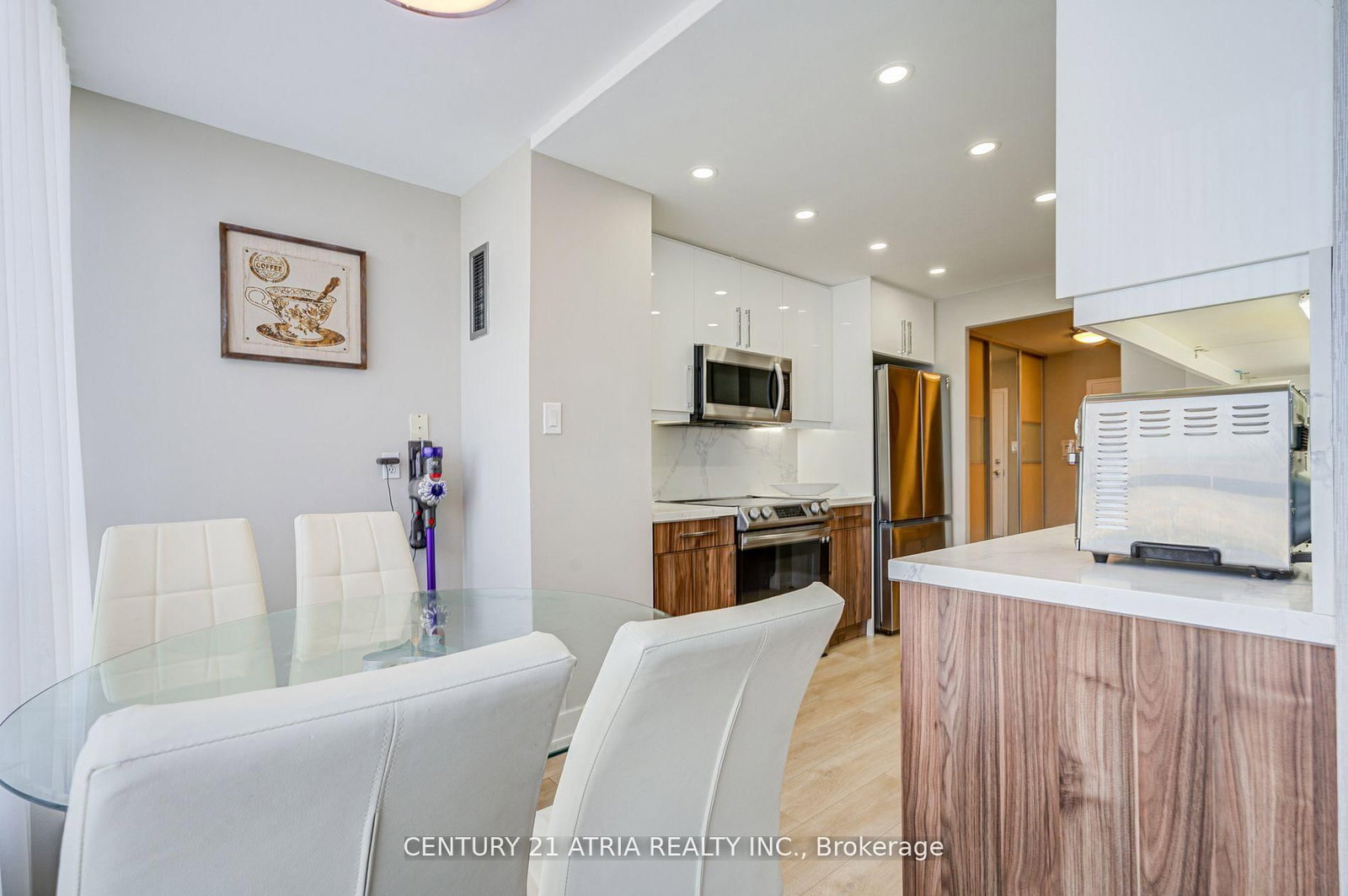 120 Promenade Circle • #909 • Vaughan, ON photo 28