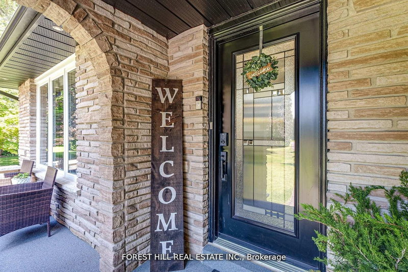 5837 Yonge St, Innisfil, L0L 1K0 | Image 3