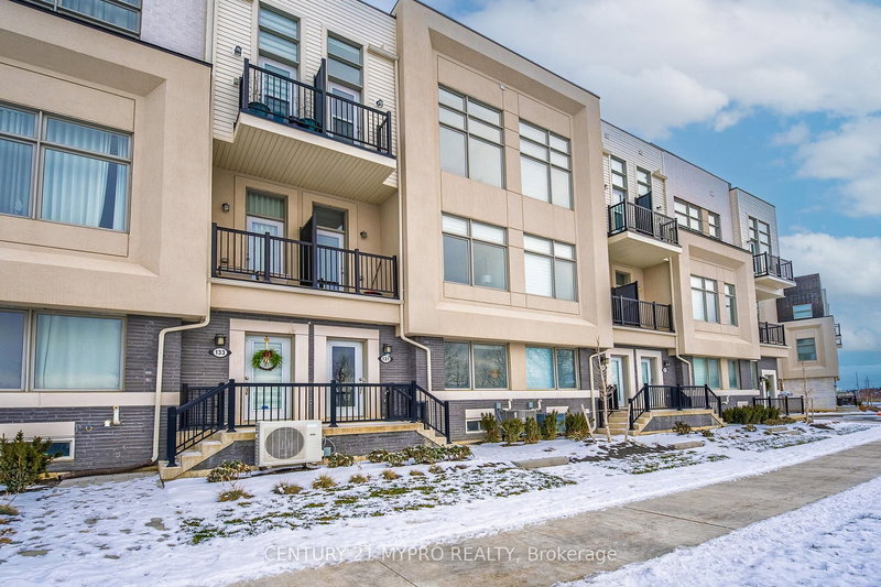 131 Markland St, Markham, L6C 3B5 | Image 3