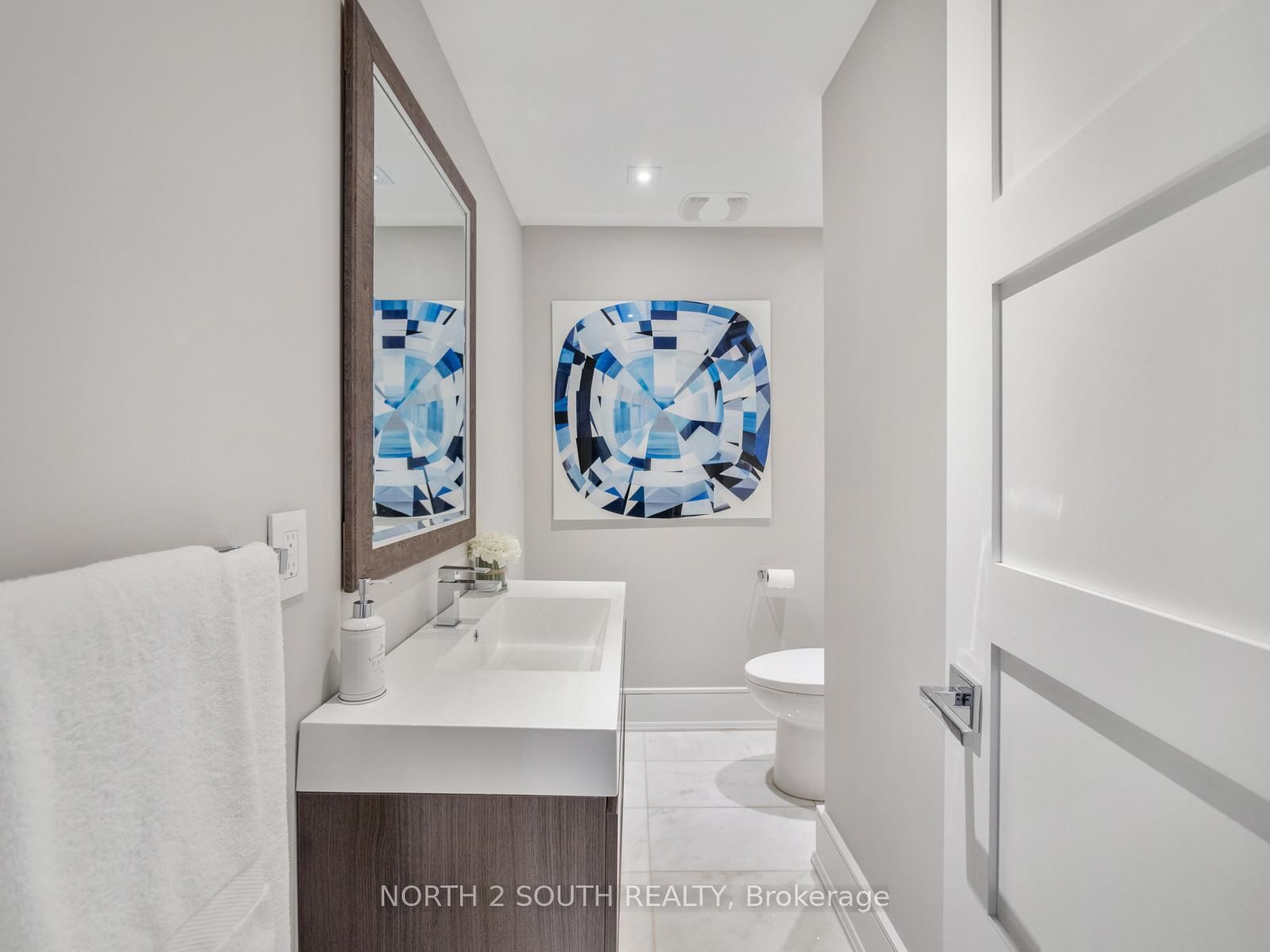 Detached House for sale at 36 Kylemount Court, Vaughan, Ontario, L4J 0J4 - Patterson - MLS: N12910190