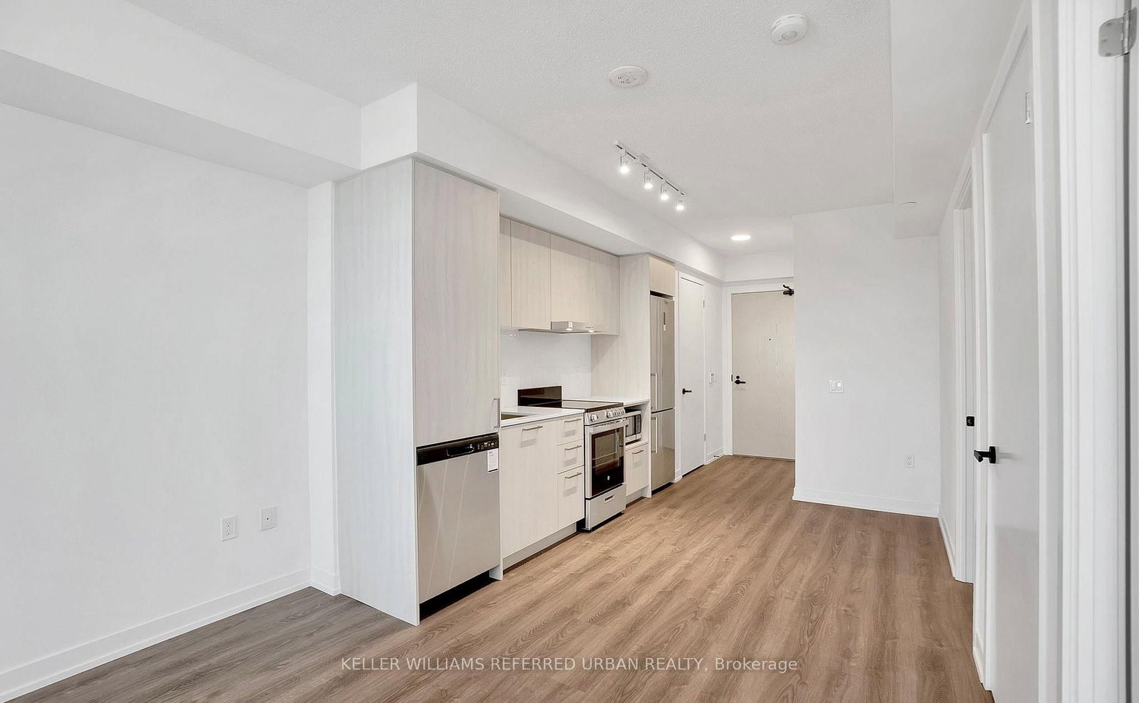 195 Commerce Street, Unit 2807 - Photo 3