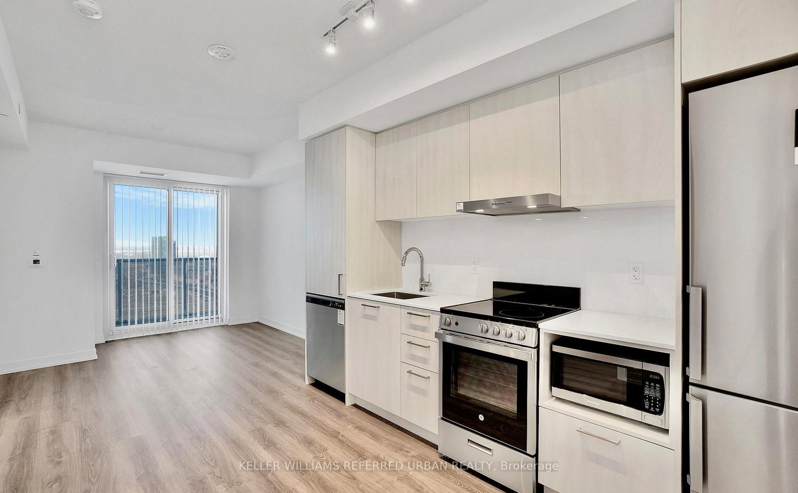 195 Commerce Street, Unit 2807 - Photo 5