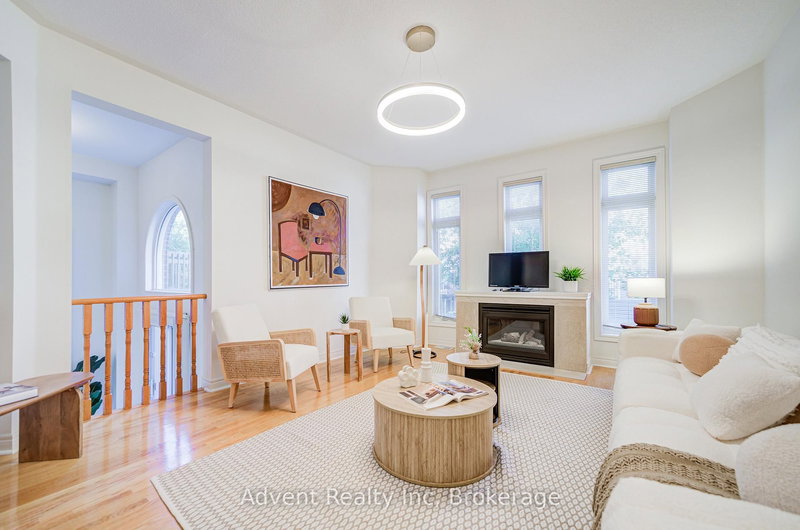 147 Frank Endean Rd, Richmond Hill, L4S 1S7 | Image 3