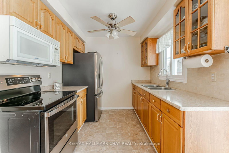 2 McQueen St, Essa, L0M 1B0 | Image 2