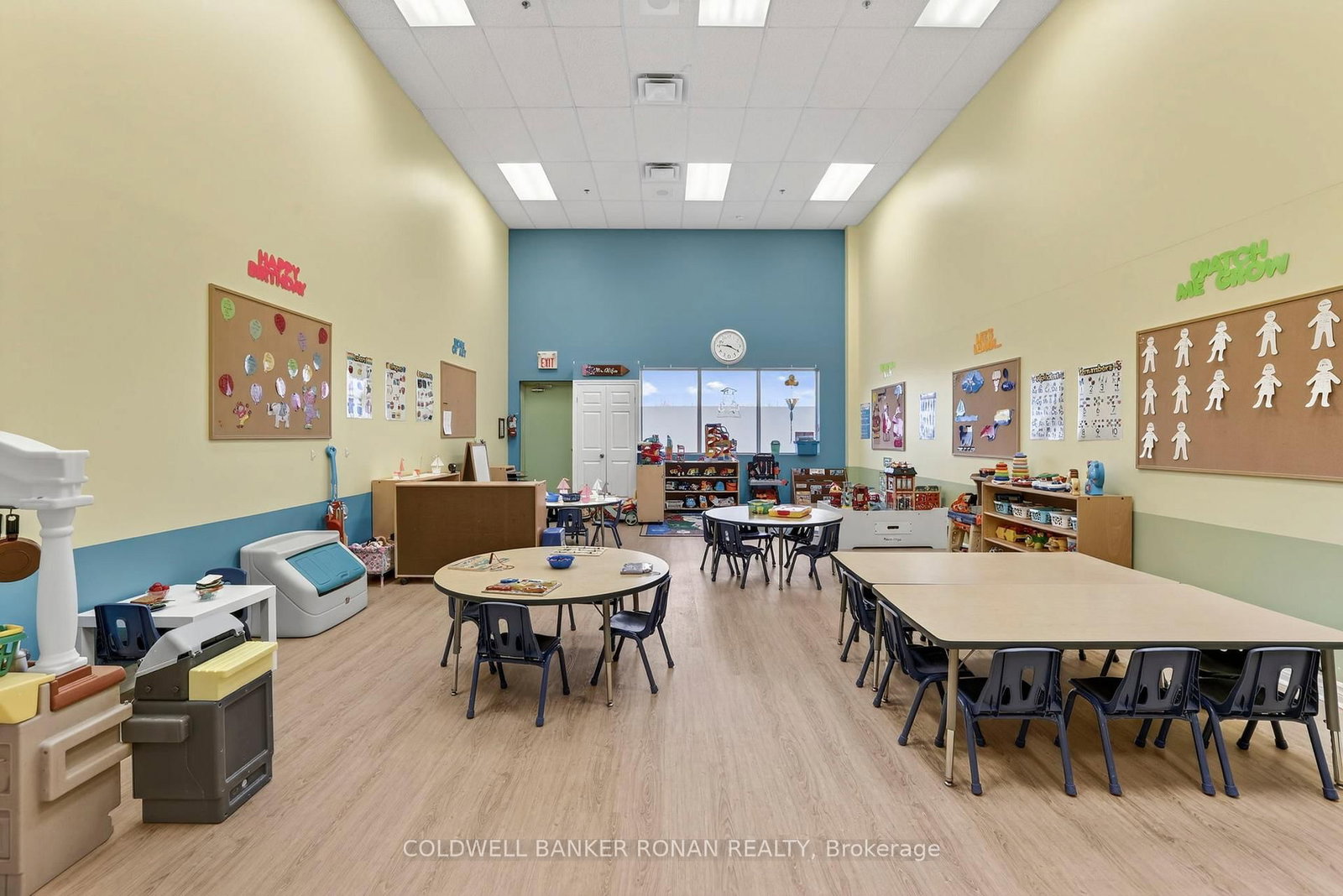 16945 Leslie Street, Unit 16 - Photo 8