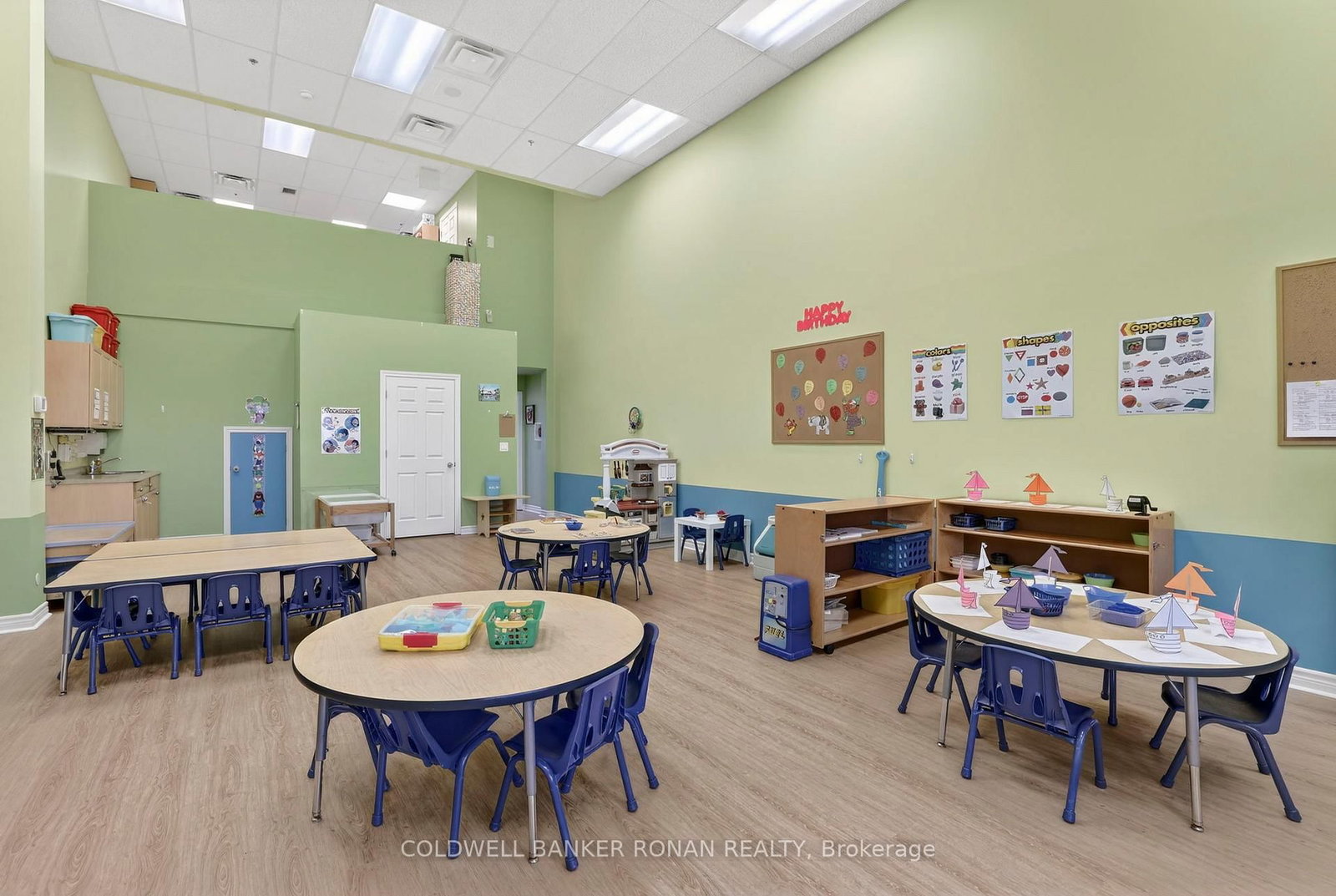 16945 Leslie Street, Unit 16 - Photo 11