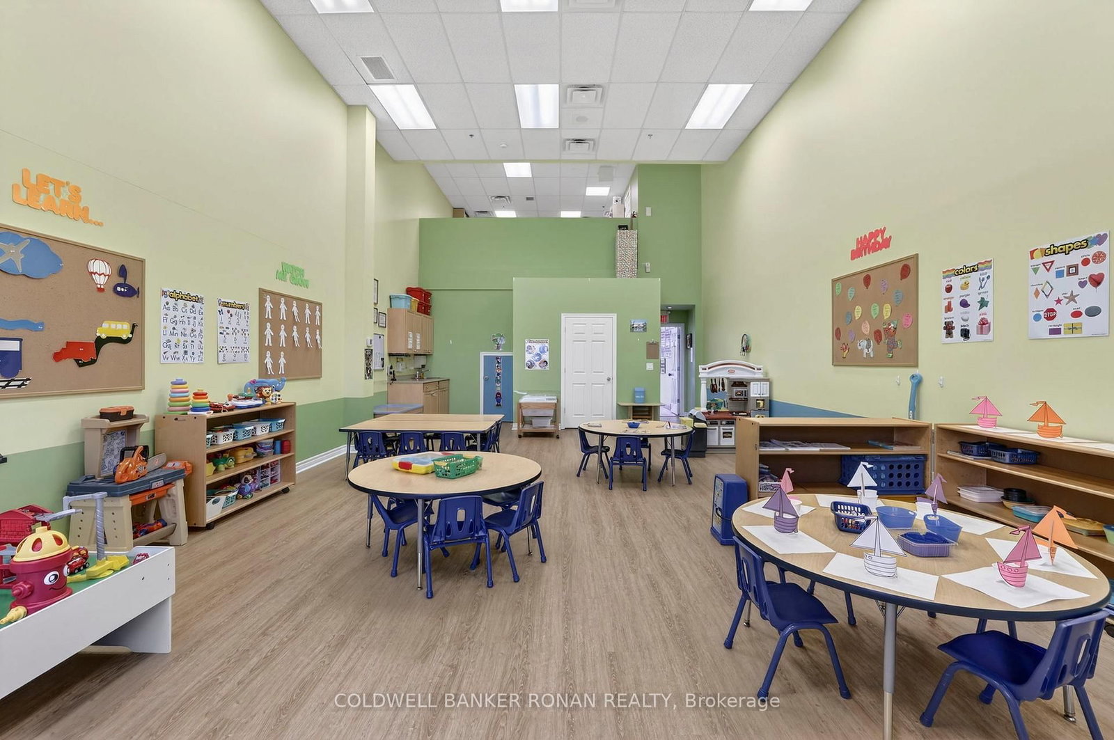 16945 Leslie Street - Photo 13