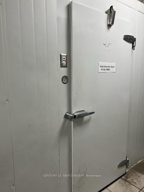 111 - 14800 Yonge St, Aurora, L4G 1N3 | Image 3