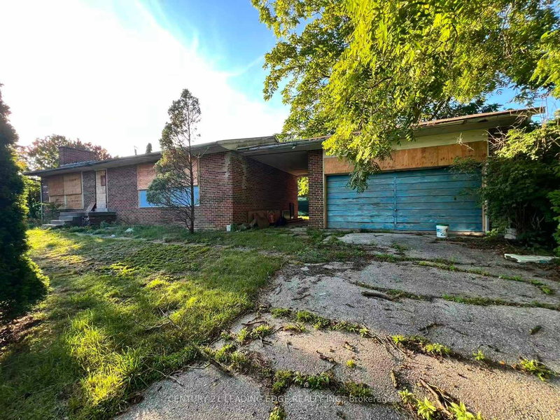 329 Mill St, Richmond Hill, L4C 4B6 | Image 2