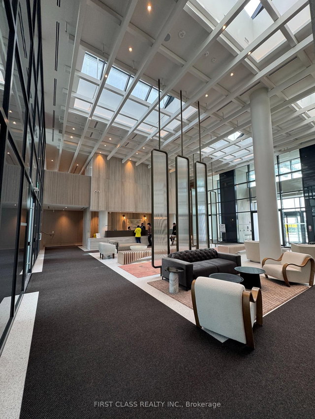 2009 - 225 Commerce Street