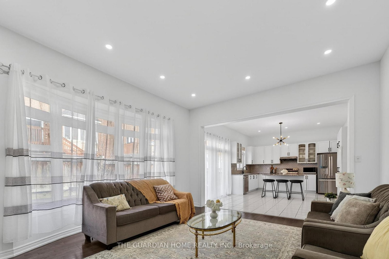 Detached House for sale at 28 Brightside Avenue, Richmond Hill, Ontario, L4E 0P6 - Jefferson - MLS: N12912576