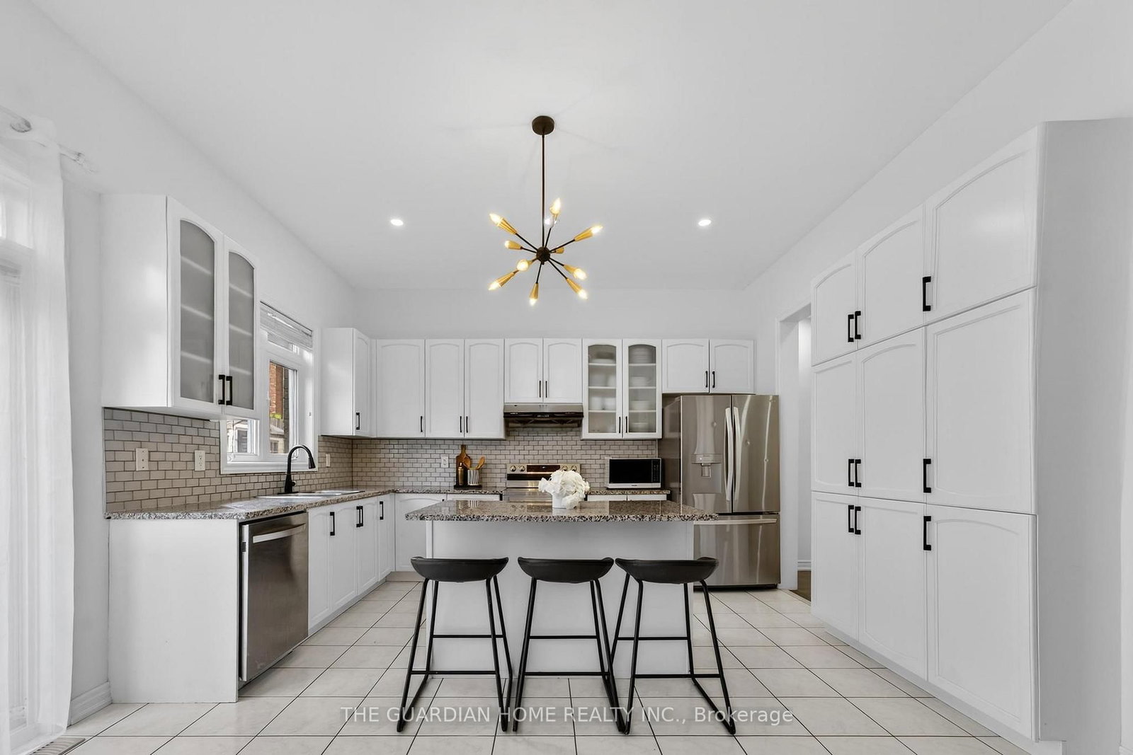 Detached House for sale at 28 Brightside Avenue, Richmond Hill, Ontario, L4E 0P6 - Jefferson - MLS: N12912576