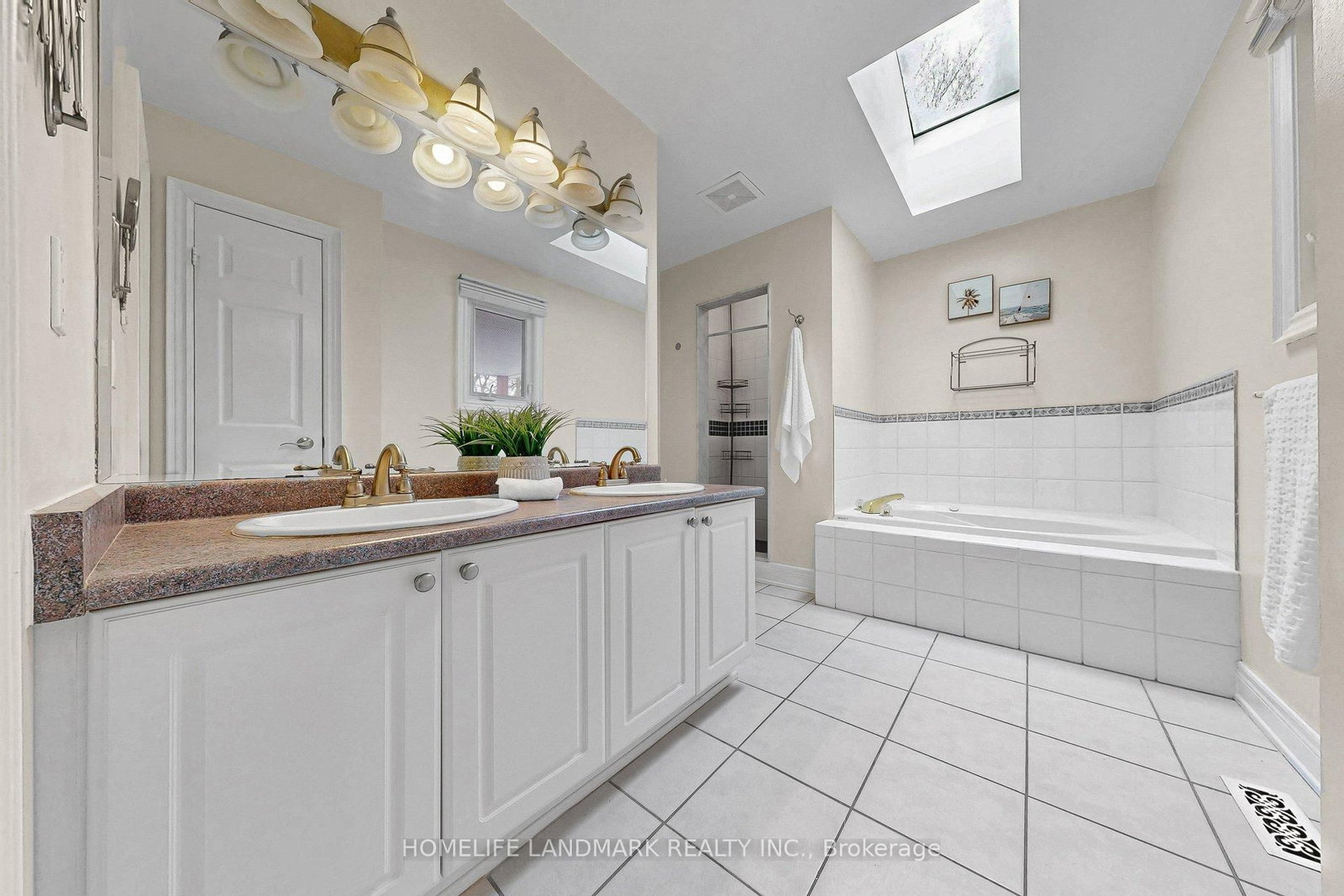 Detached House for sale at 51 Emeline Crescent, Markham, Ontario, L3P 4G2 - Markham Village - MLS: N12912580