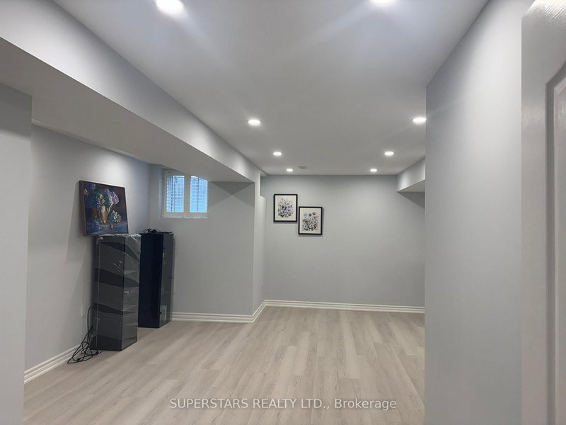 LOWER - 30 Hermitage Blvd, Markham, L6E 2H5 | Image 3