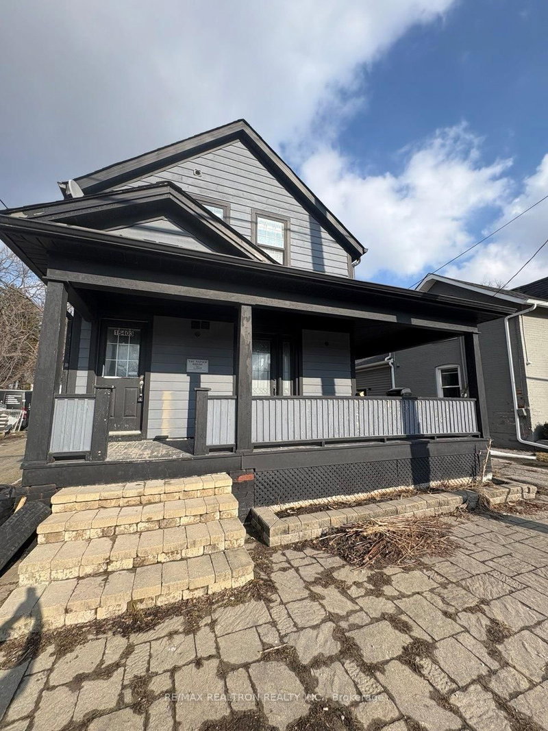 home for lease on A-15403 Yonge Street