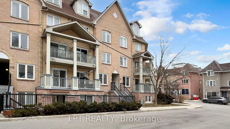 712 - 75 Weldrick Rd E, Richmond Hill, L4C 0H9 | Image 3