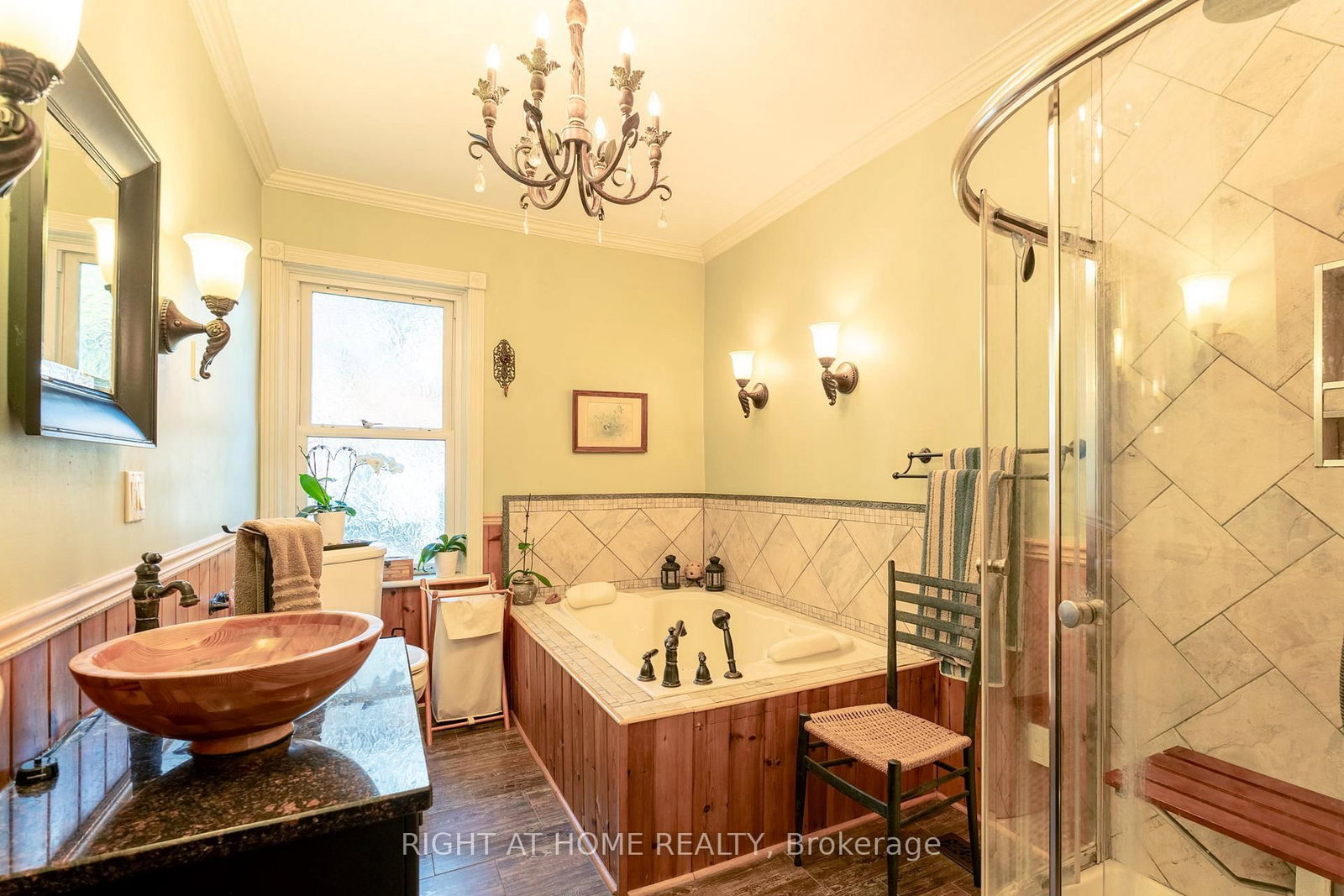 Detached House for sale at 220 Barrie Street, Essa, Ontario, L0L 2N0 - Thornton - MLS: N12913072