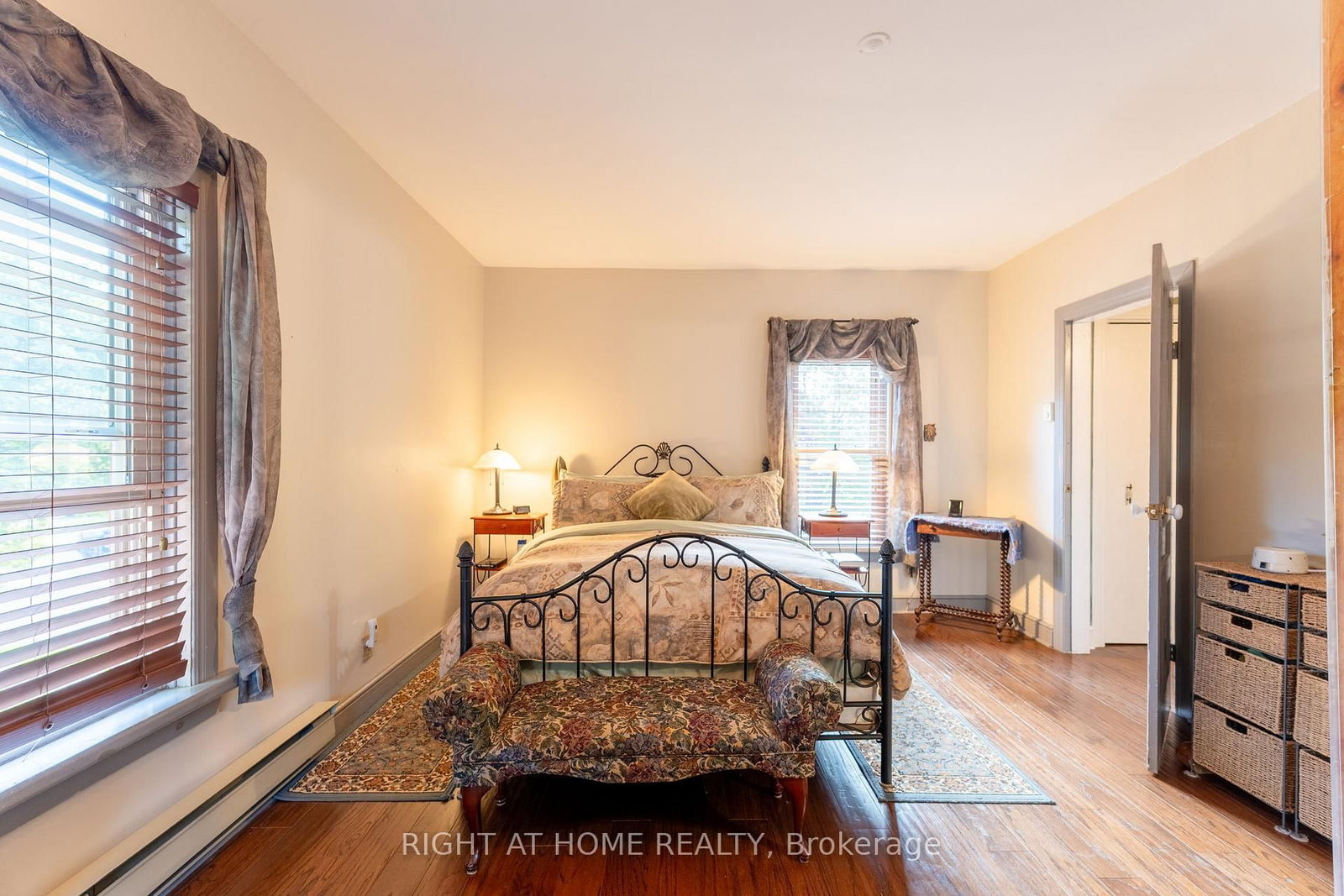 Detached House for sale at 220 Barrie Street, Essa, Ontario, L0L 2N0 - Thornton - MLS: N12913072