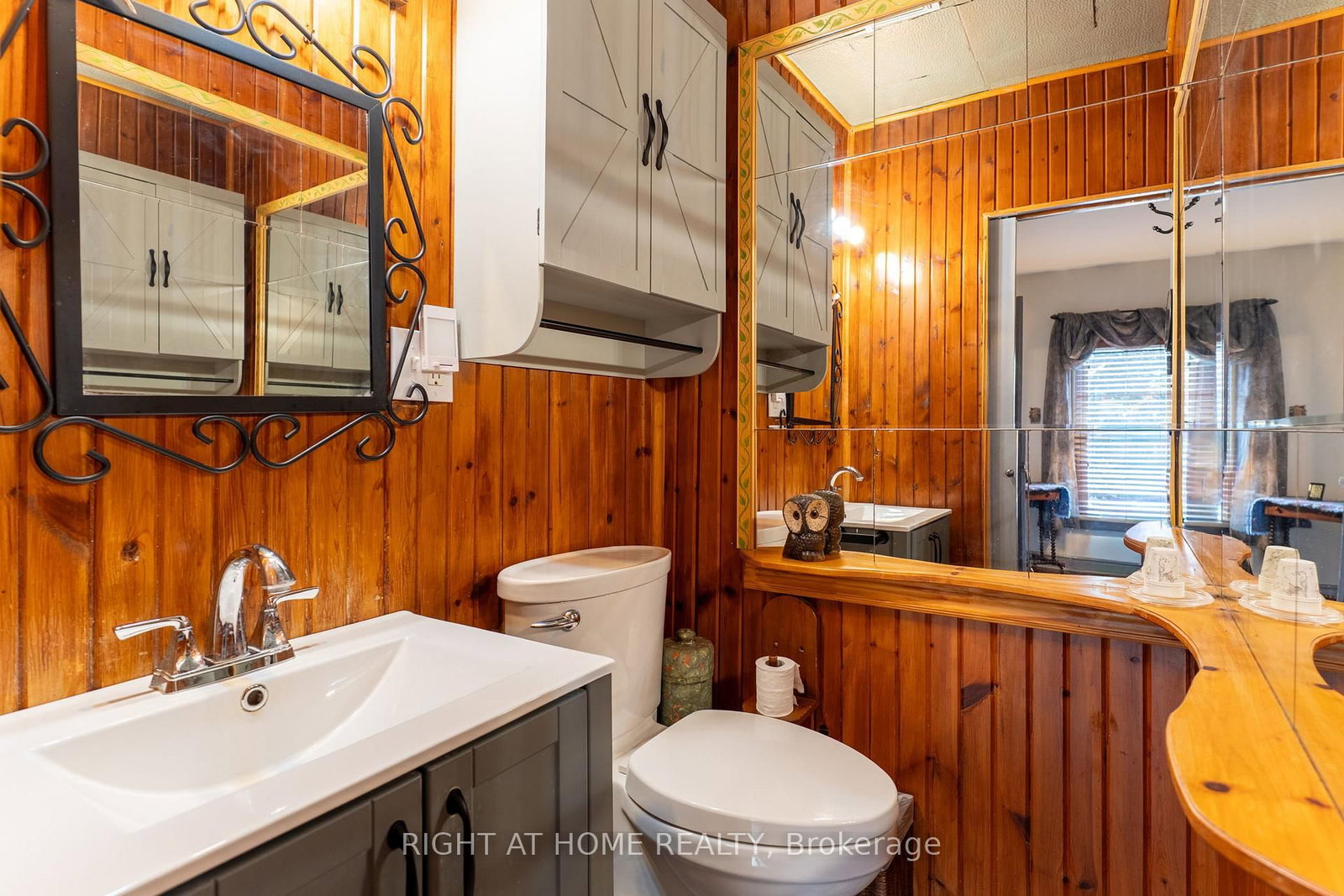 Detached House for sale at 220 Barrie Street, Essa, Ontario, L0L 2N0 - Thornton - MLS: N12913072